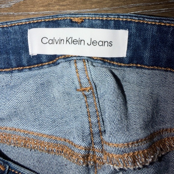 Calvin Klein Women’s High Rise Skinny Ankie Jeans Set of 2 ( Size 2/26 ) - Picture 7 of 11